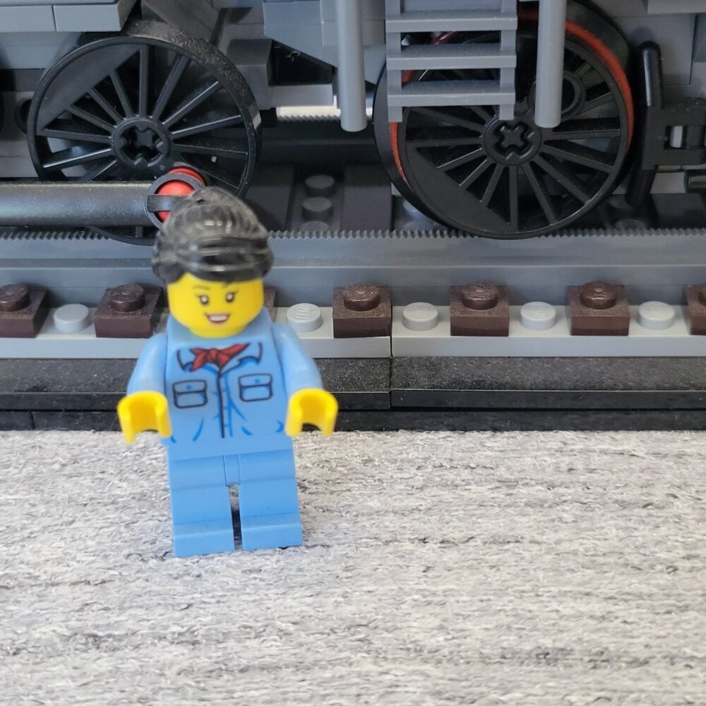 Lego Creator Expert 10277 Crocodile Locomotive - Picture 6 of 16